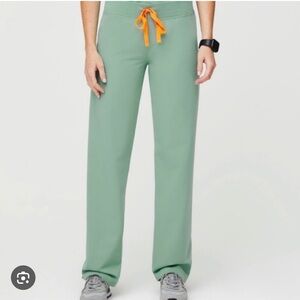 Figs Livingston Scrub Pants in Jade